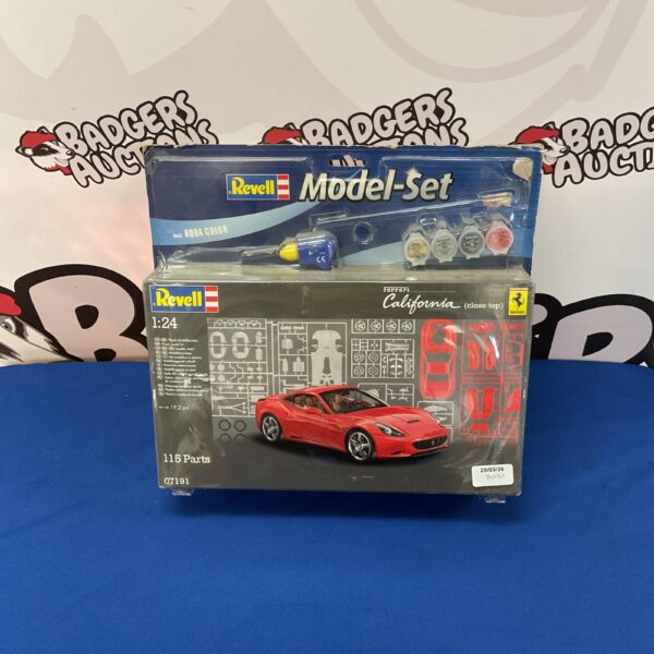 Vintage Revell Ferrari California 1:24 scale model kit in original box.