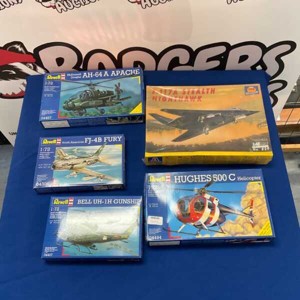 Revell and Italeri model kits lot featuring military aircraft.