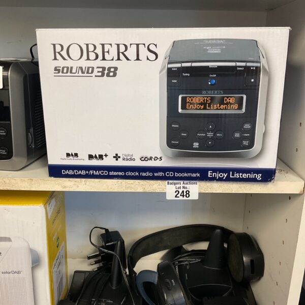 Vintage Roberts Sound 38 DAB radio in grey casing.
