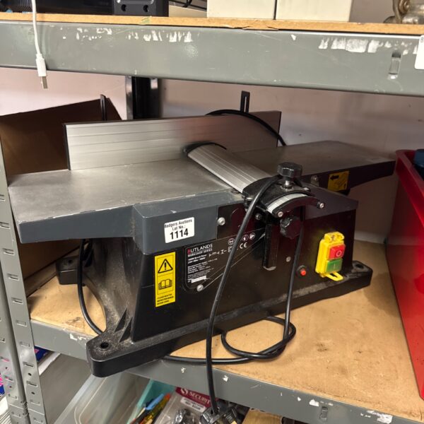 Rutlands 1800w bench planer for woodworking in used condition.