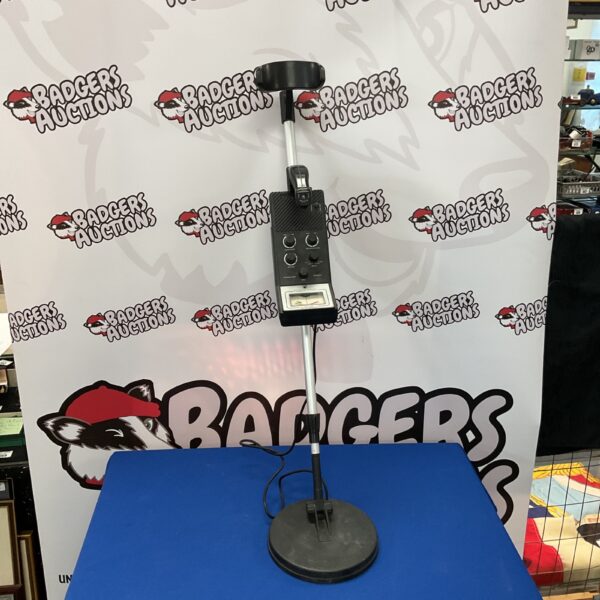 Vintage Super Sound MD-600 metal detector for treasure hunting.