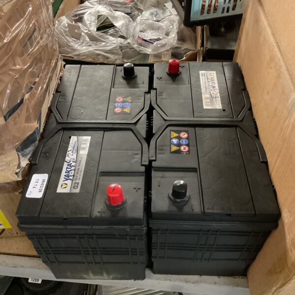 Varta 12V 90Ah heavy duty car battery, side view.