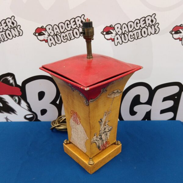 Vintage decoupage table lamp with oriental design.
