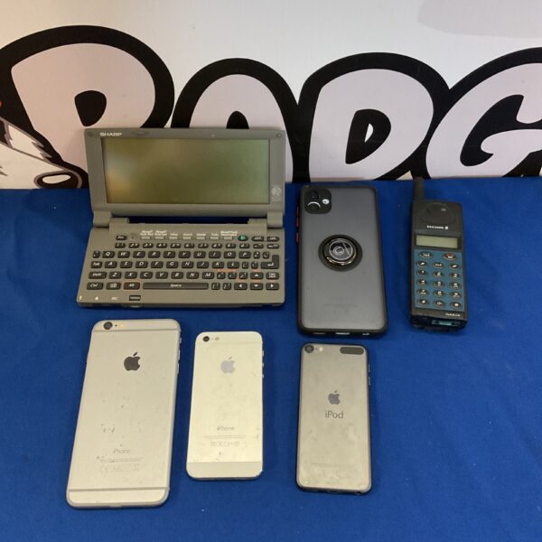Vintage mobile phone bundle featuring Apple, Sharp, and Ericsson devices.