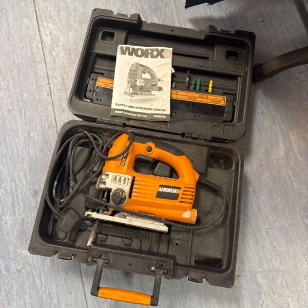 Worx 650w jigsaw in original case, power tool for DIY projects.
