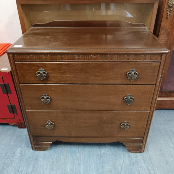 Vintage mahogany chest of drawers