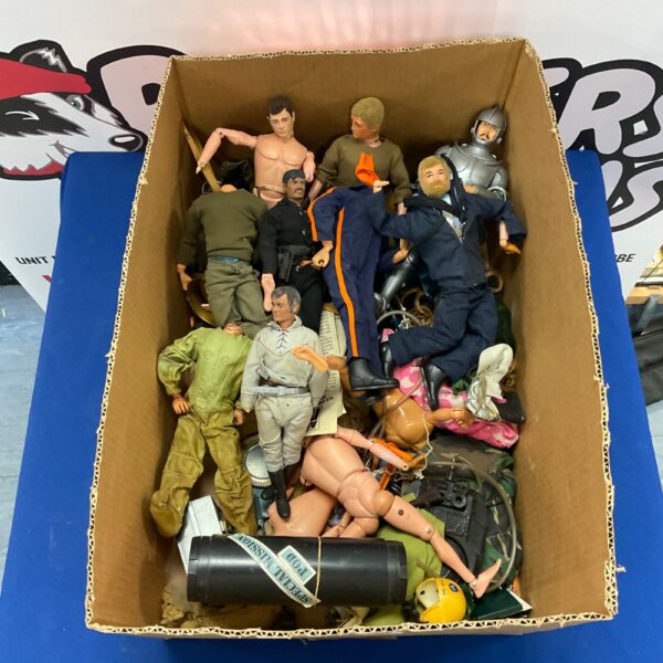 Vintage Action Man figures and accessories in a toy lot.