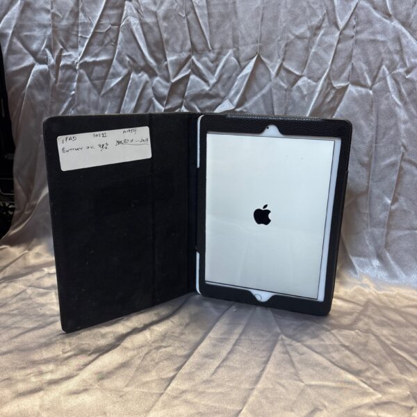 Front view of Apple iPad A1954 iOS tablet.