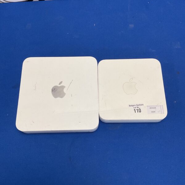 Lot of two vintage Apple Mac Mini computers for collectors.