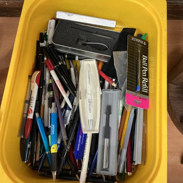 Assorted pens including Parker, vintage pen collection for sale.