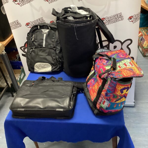 Mixed lot of bags including an Arc international arrow bag.