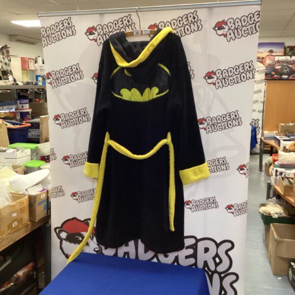 Black Batman bathrobe size L/XL, hooded cosplay robe.