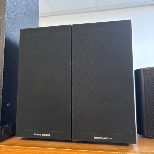 Bowers & Wilkins 686 S2 speakers in a pair, front view.