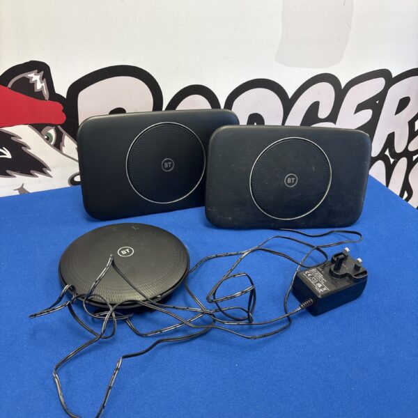 BT Smart Hub 2 wireless router for home network connectivity.