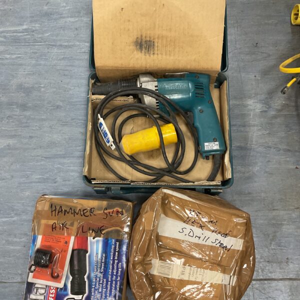 Clarke air chisel and Makita driver set for workshop use.