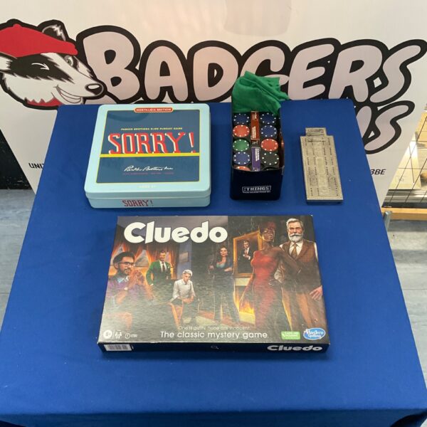 Vintage Cluedo and Sorry! board games lot for collectors.