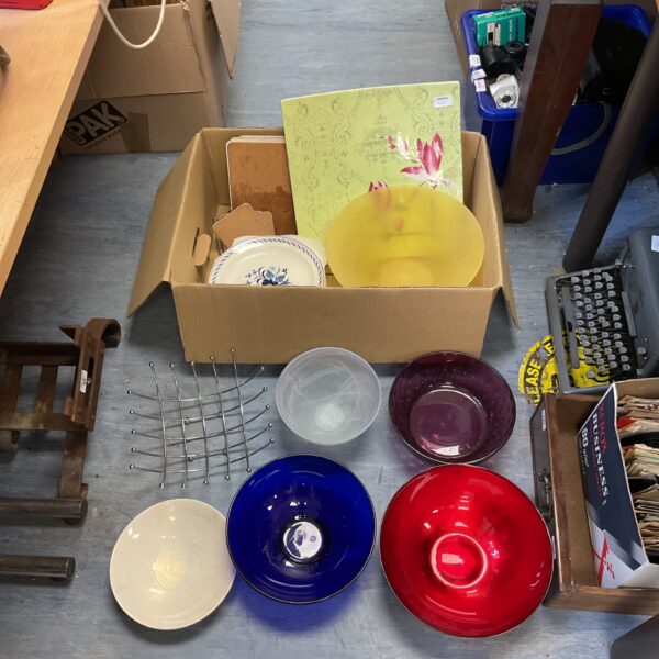 A colourful lot of vintage glass serving dishes and bowls.