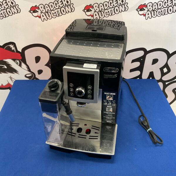 DeLonghi Magnifica S coffee machine, a sleek automatic espresso maker.