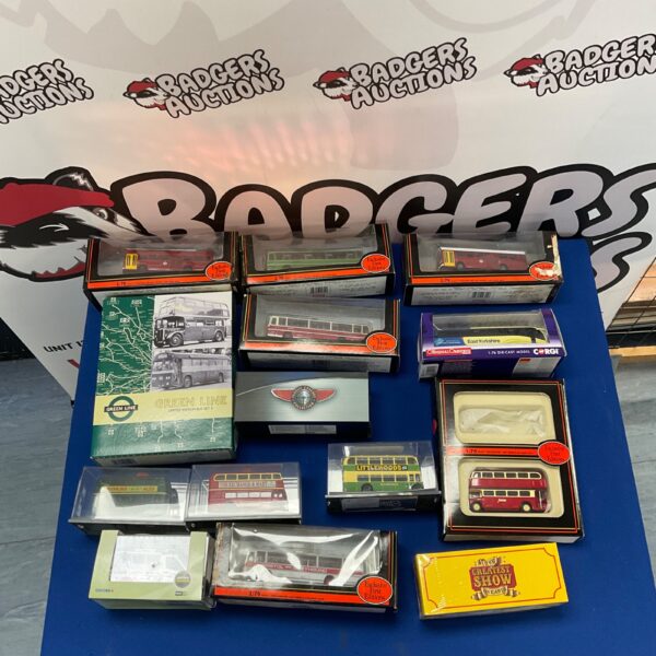 Lot of diecast bus models including Corgi and Exclusive First Editions.
