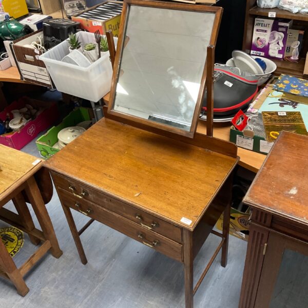 Antique Edwardian mahogany dressing table with mirror and drawer.