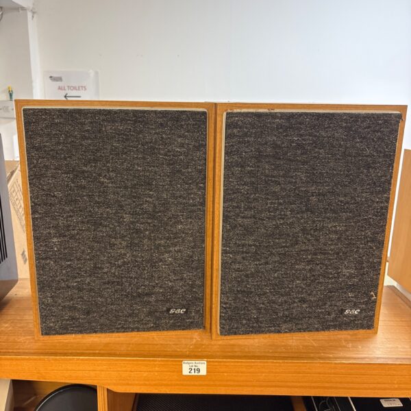 Vintage G&S S1611 loudspeakers in good condition.