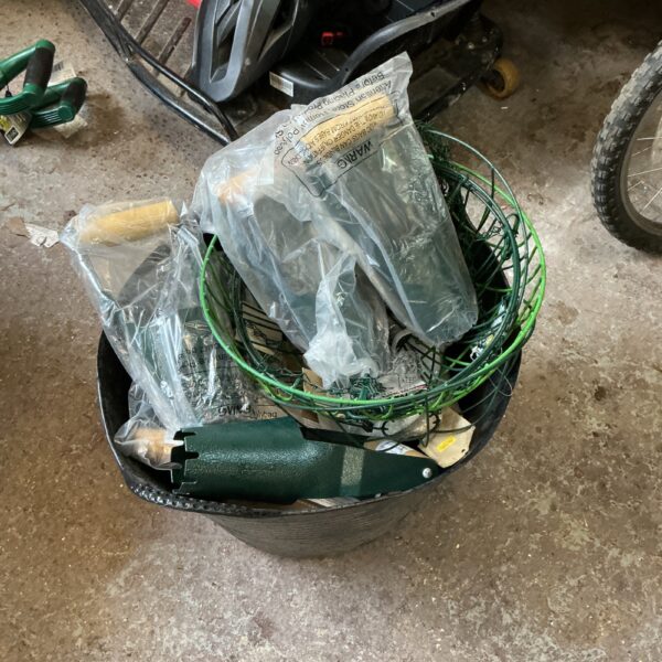 Mixed lot of wire hanging baskets and bulb planters for garden use.
