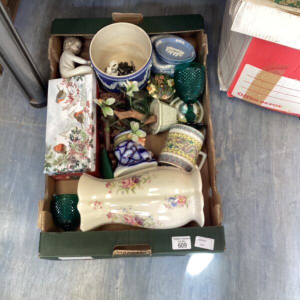 Mixed house clearance lot with Royal Doulton Jasperware ceramics.