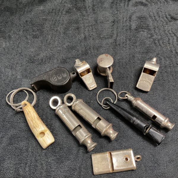 Collection of assorted vintage whistles inc metropolitan gwr and acme