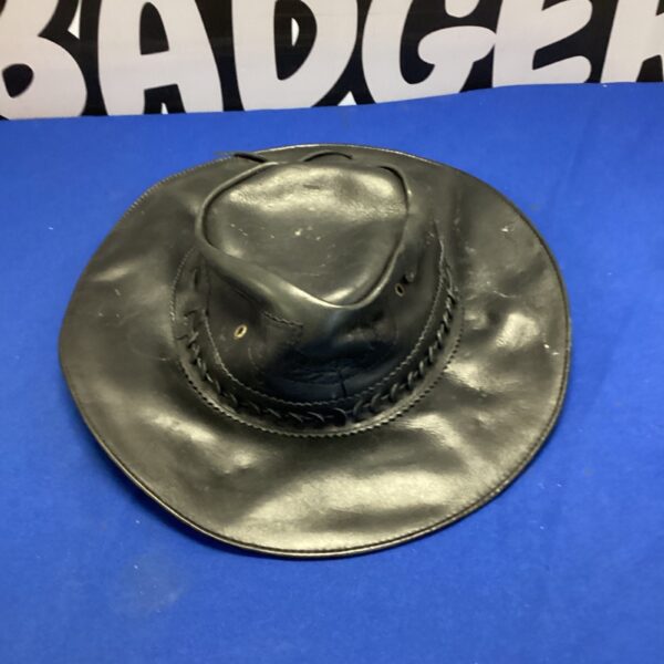 Vintage Kapell leather hat size GG, classic western style.