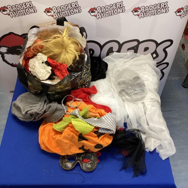 Mixed lot of kids fancy dress costumes including Darth Vader mask.