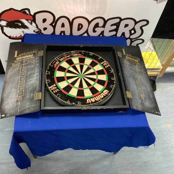 Lakeside Winmau dartboard set with score case, vintage collectible.