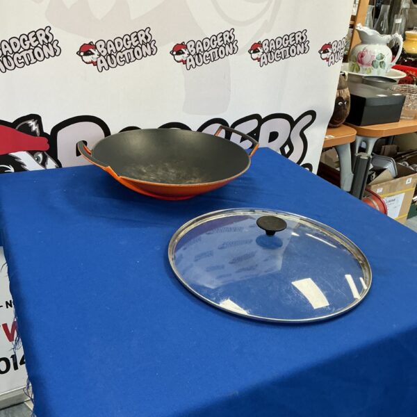 Le Creuset cooking dish with lid, enamel cast iron.