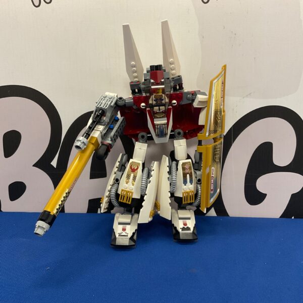 Lego Golden Guardian Exo Force limited edition collectible figure.