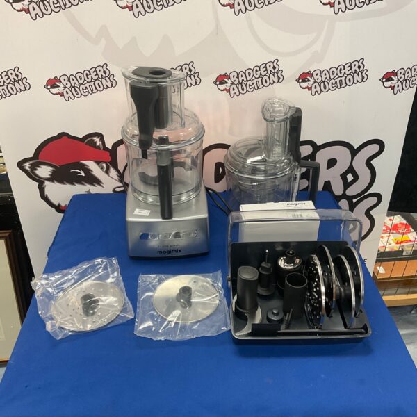 Magimix Cuisine System 5200 XL Auto food processor with attachments.
