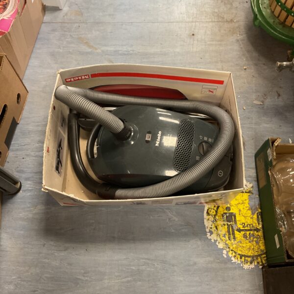 Used Miele S2 series vacuum cleaner for floor care.
