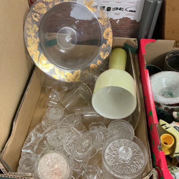 Mixed lot of vintage glassware including a handpainted bowl.