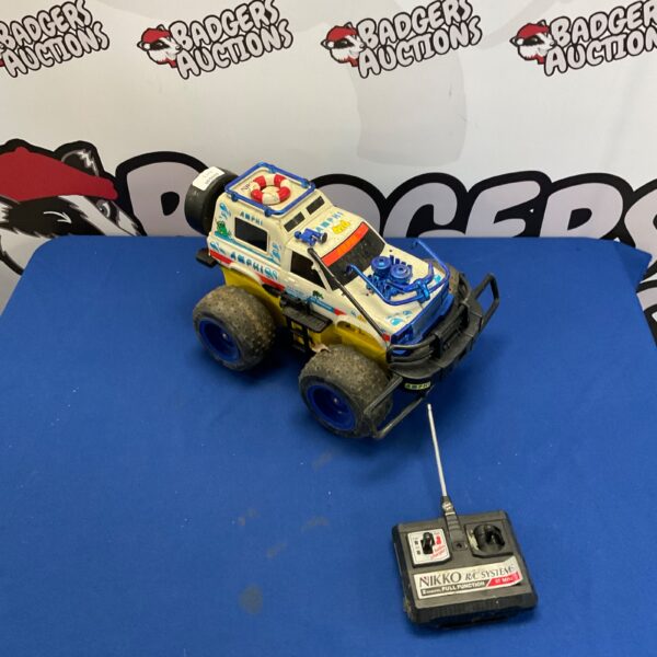 Vintage Nikko 4x4 RC car with remote control