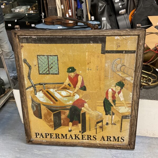 Vintage double sided papermakers arms pub sign for collectors.