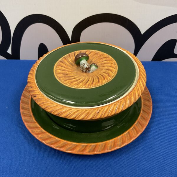 Vintage green Pillivuyt mushroom tureen, a collectible serving dish.
