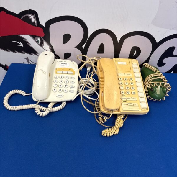 Vintage frog telephone, a colourful retro novelty phone.