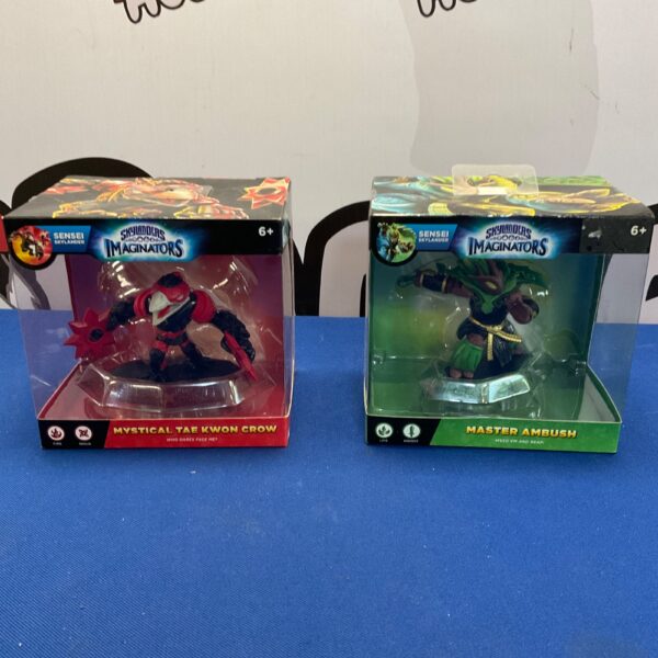 Skylanders Imaginators figures Tae Kwon Crow and Master Ambush displayed.