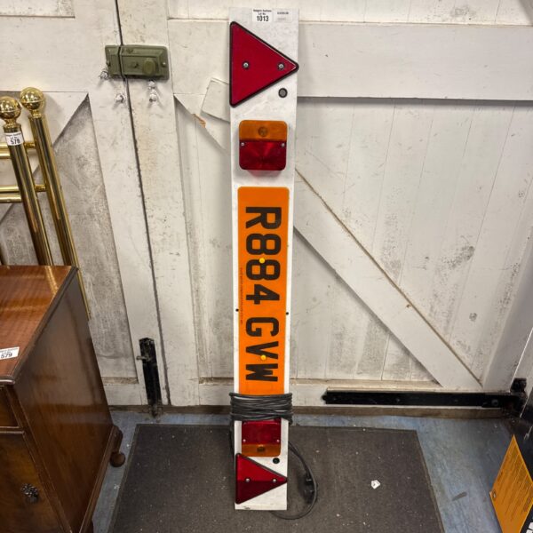 Used 4ft trailer light board with red and amber lights.
