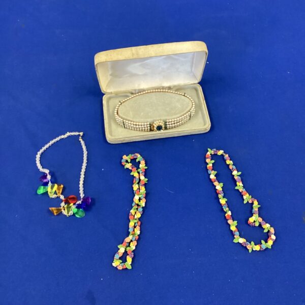 Vintage children’s necklaces lot with colourful beads and pearls.