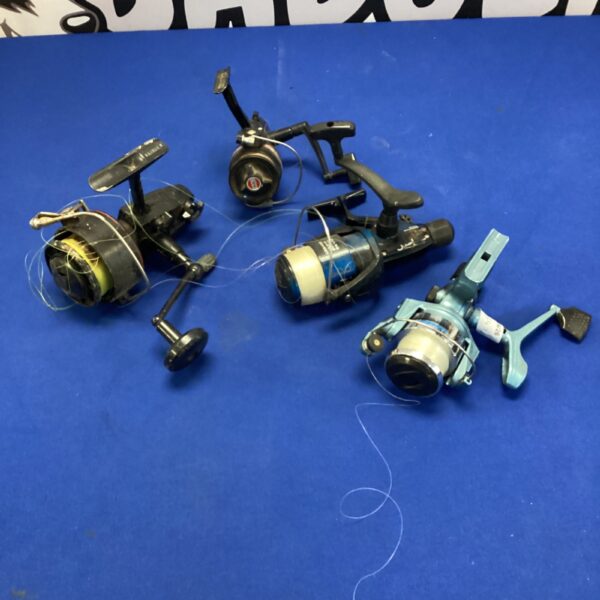 Vintage fishing reel lot including Mitchell and Shakespeare.