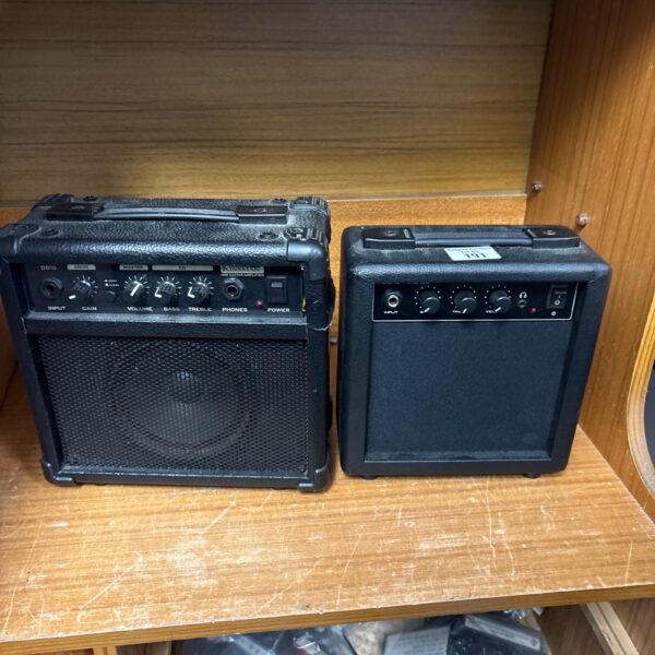 Vintage guitar amplifiers BB10 and 901 for music practice.
