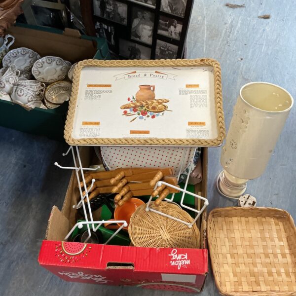 Vintage kitchen lot with serving tray and enamelware pieces.