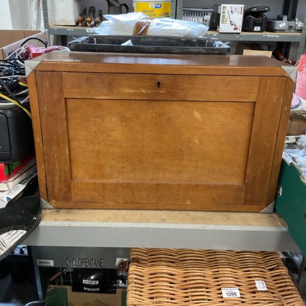 Vintage lane cedar chest with wooden construction and classic design.