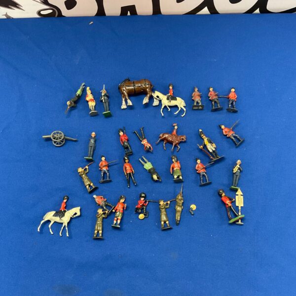 Vintage lot of lead soldiers, including Britain’s figures, for collectors.