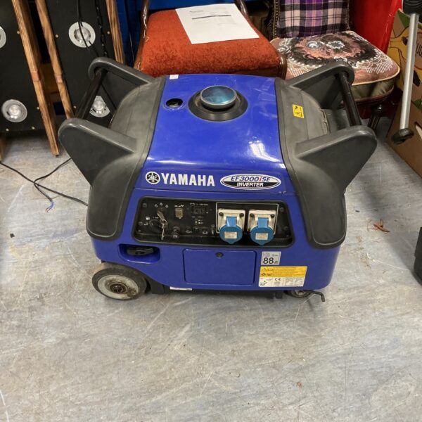 Yamaha EF2000iS inverter generator requiring repair for portable power.