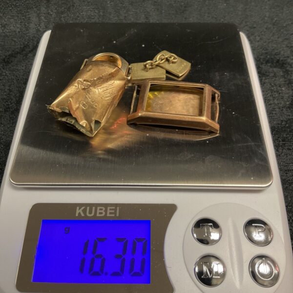 16.3g of 9ct gold scrap for refining and jewellery making.